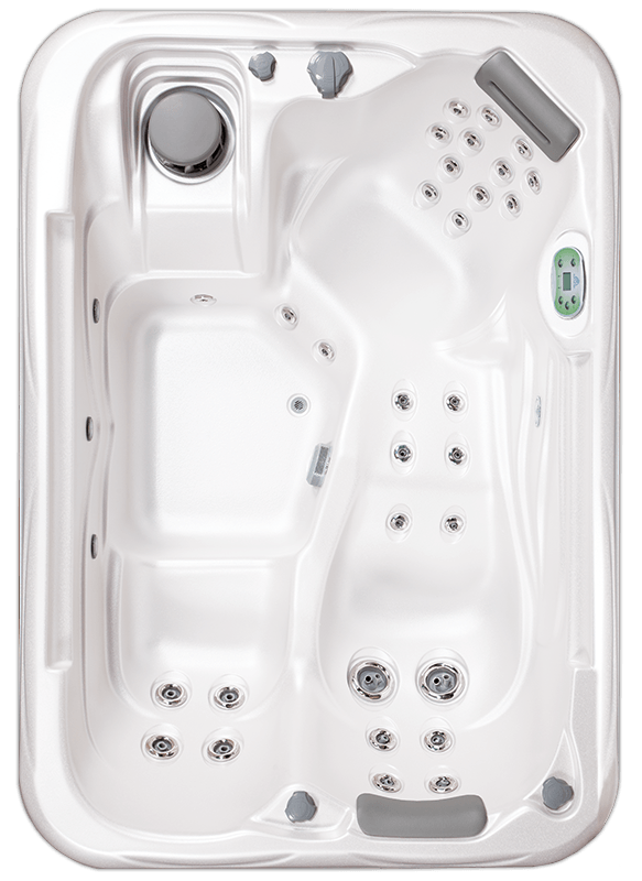 532L hot tub with 3 seats and 32 jets
