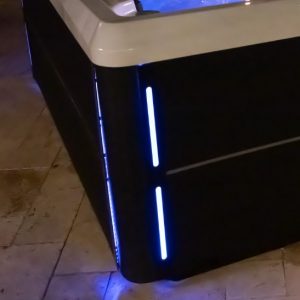 corner-kickrail-glow-light